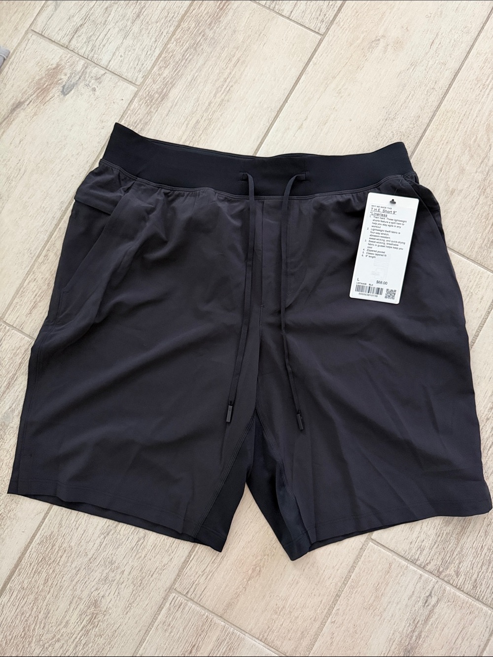 lululemon athletica Men's Black Athletic Drawstring Shorts